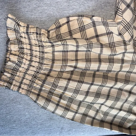 Urban Outfitters Cream Plaid V-Neck Blouse - Picture 6 of 6